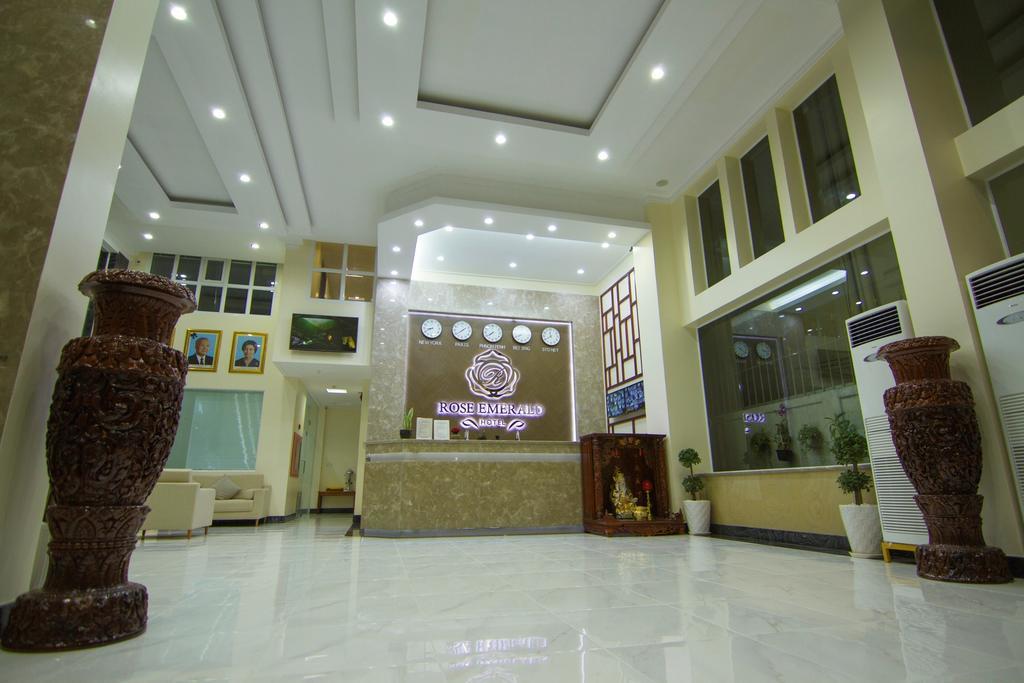 Rose Emerald Hotel Phnom Penh Extérieur photo