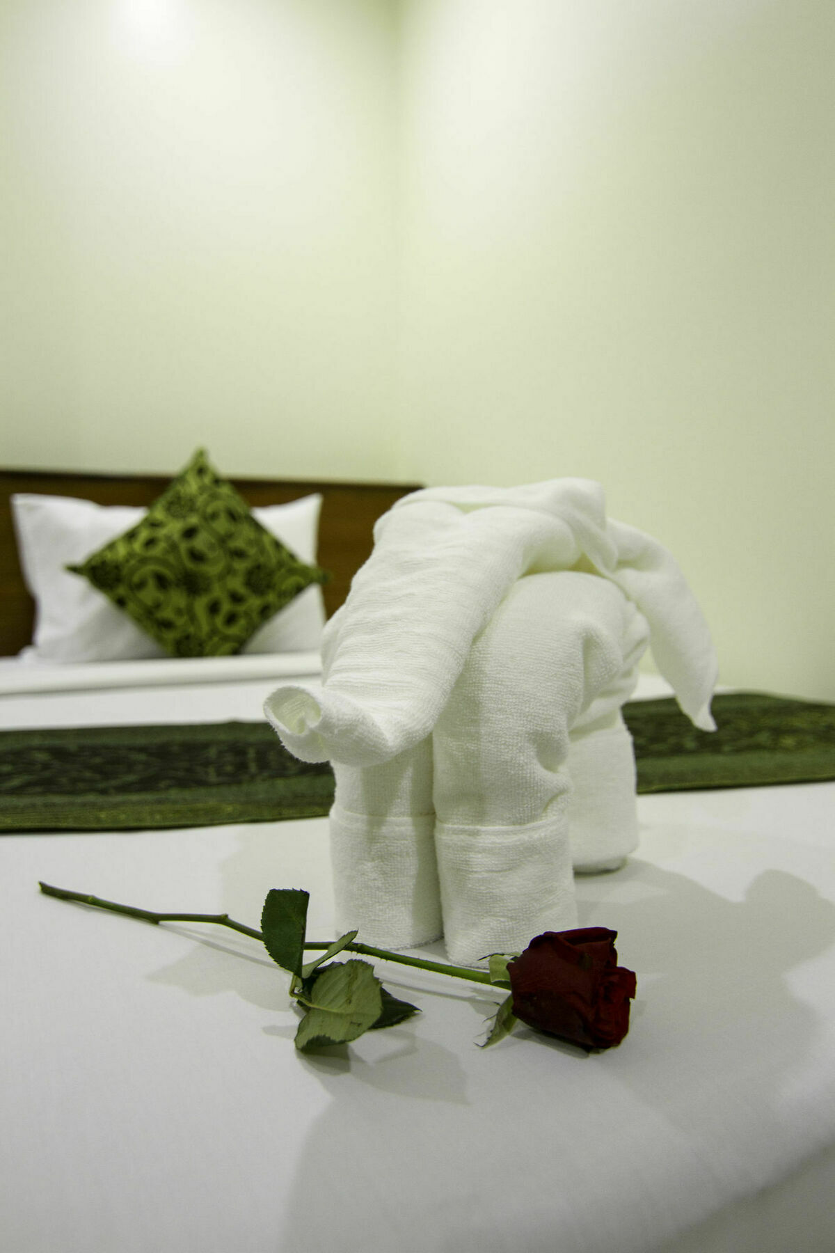 Rose Emerald Hotel Phnom Penh Extérieur photo