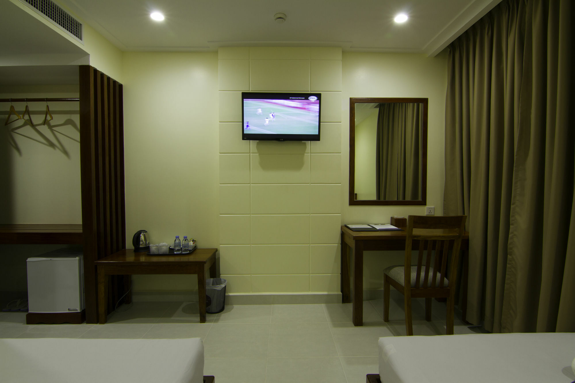 Rose Emerald Hotel Phnom Penh Extérieur photo