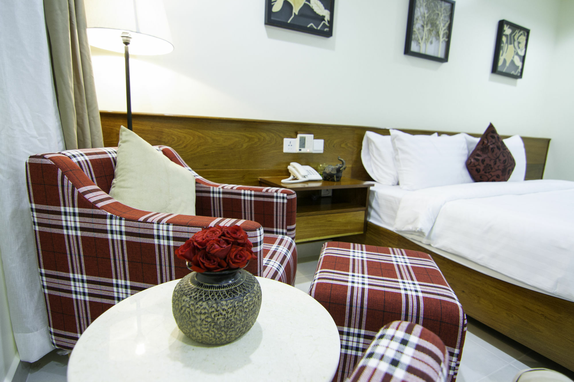 Rose Emerald Hotel Phnom Penh Extérieur photo