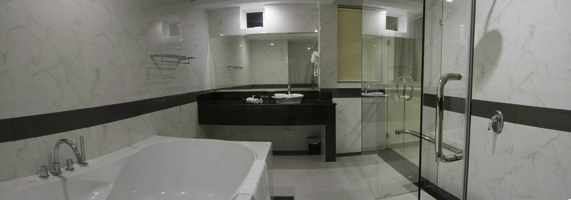 Rose Emerald Hotel Phnom Penh Extérieur photo