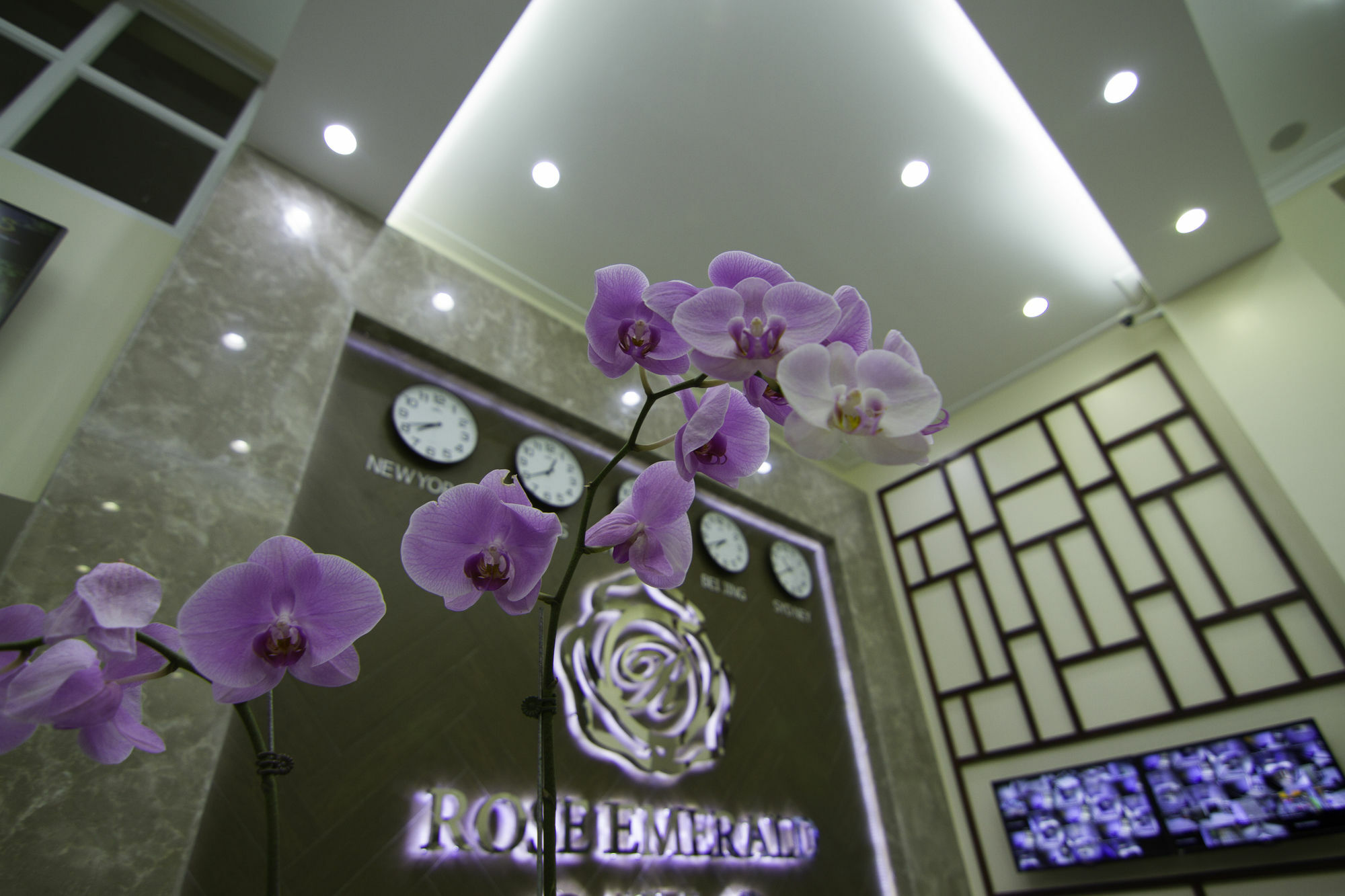 Rose Emerald Hotel Phnom Penh Extérieur photo
